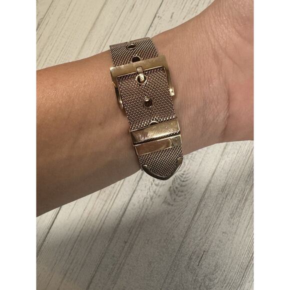 TORY BURCH Phipps Womens Rose Gold Watch, White Square Dial, Steel Mesh Band - Picture 10 of 16